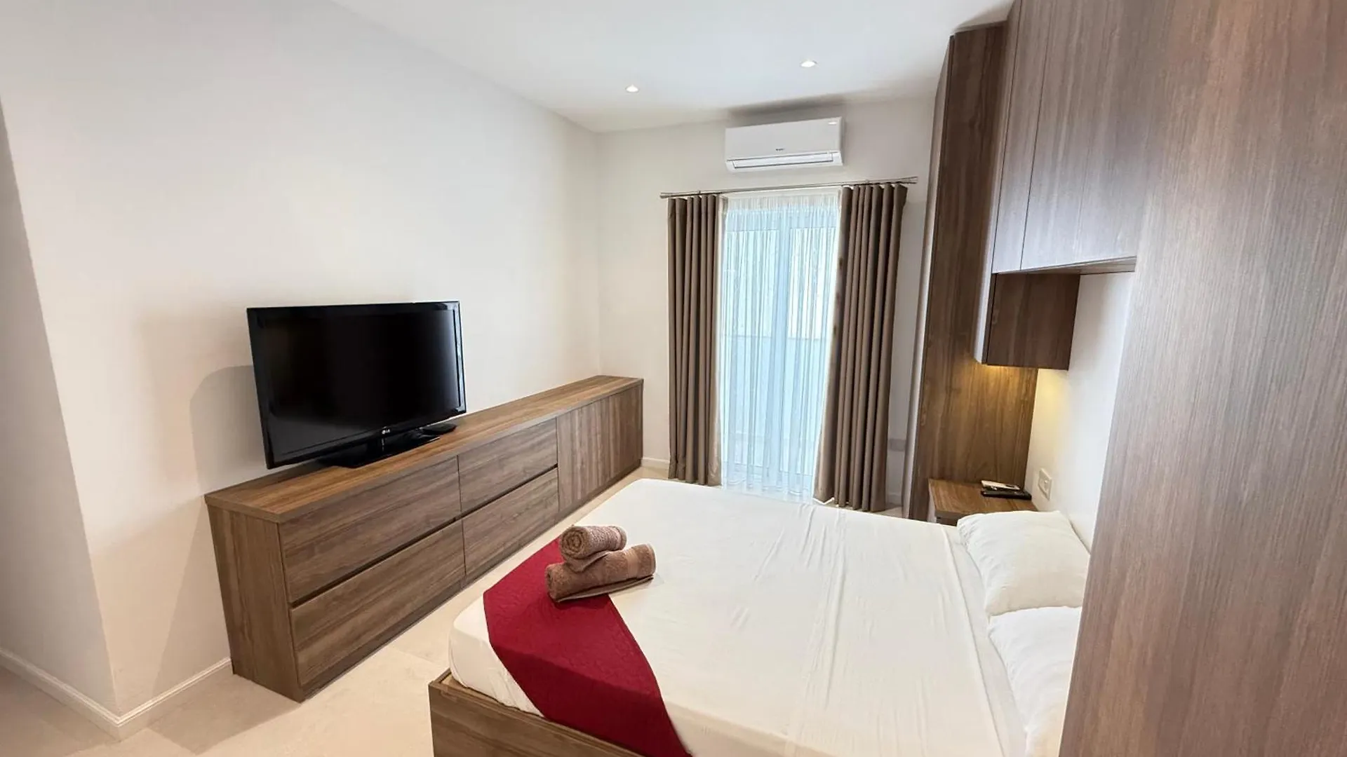 Redentur Apartments, Suite 1 Safi Apartment